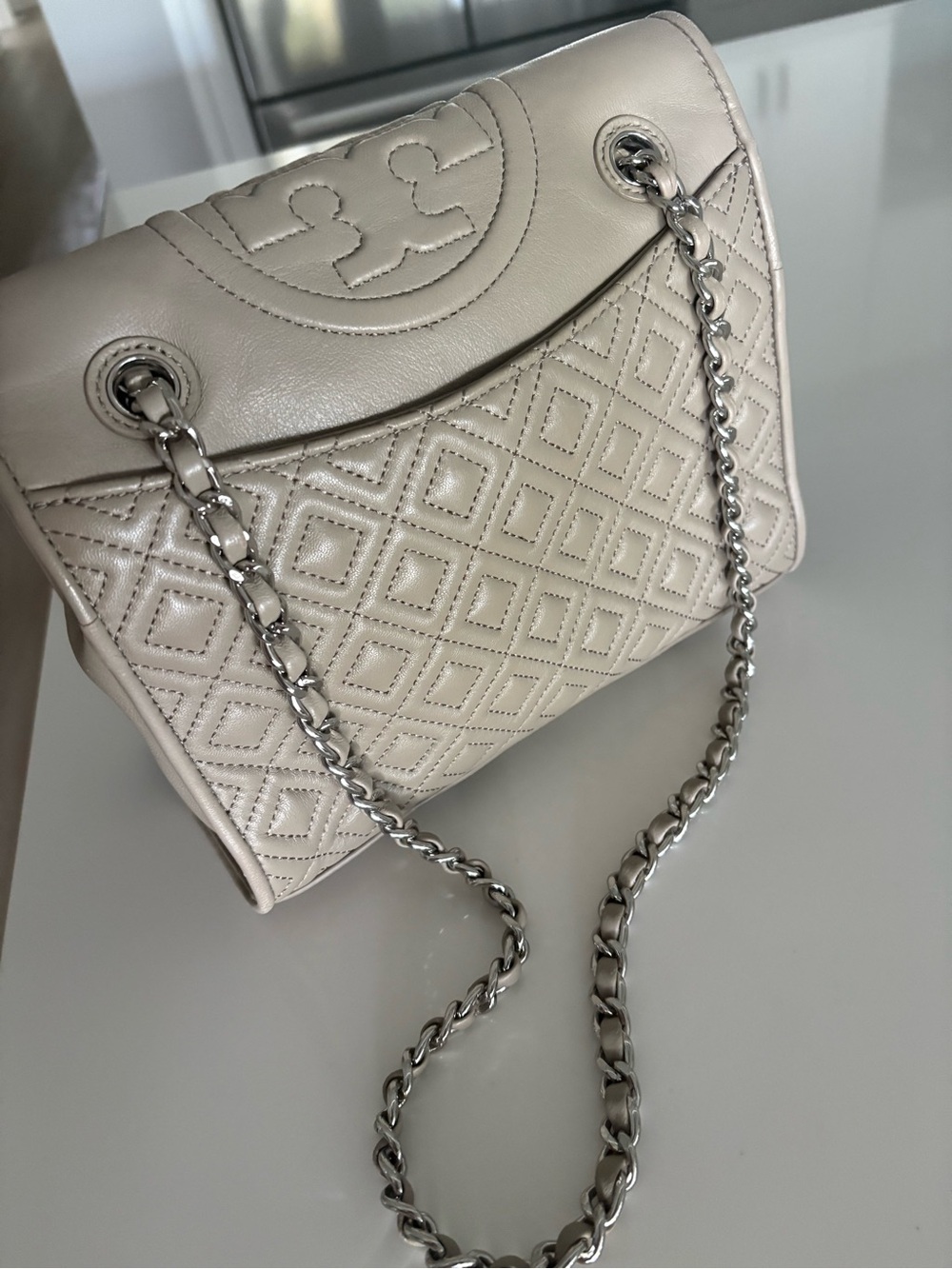 Tory Burch Cream Quilted Leather Shoulder Bag with Silver Chain